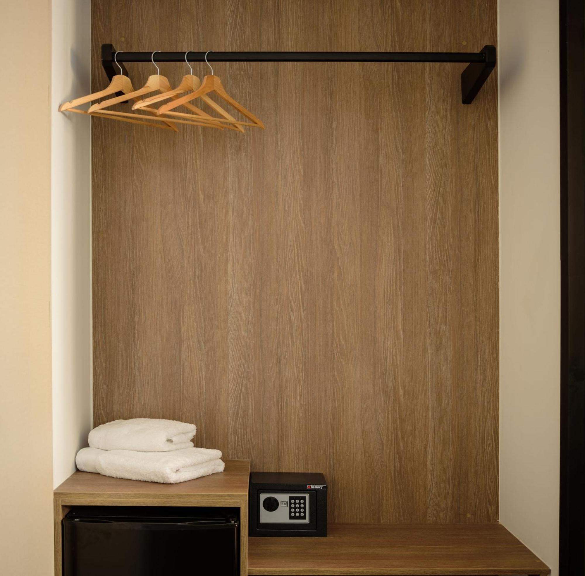 Arthur Suites In Old Town Rhodes City Buitenkant foto